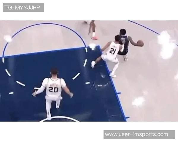 霍姆格伦回应阿伦被驱逐事件强调裁判判罚合理专注比赛表现